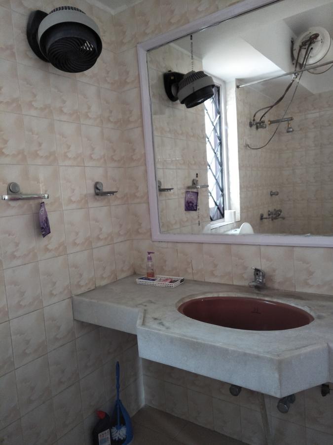 Aayesh Bed & Breakfast Шантиникетан Экстерьер фото
