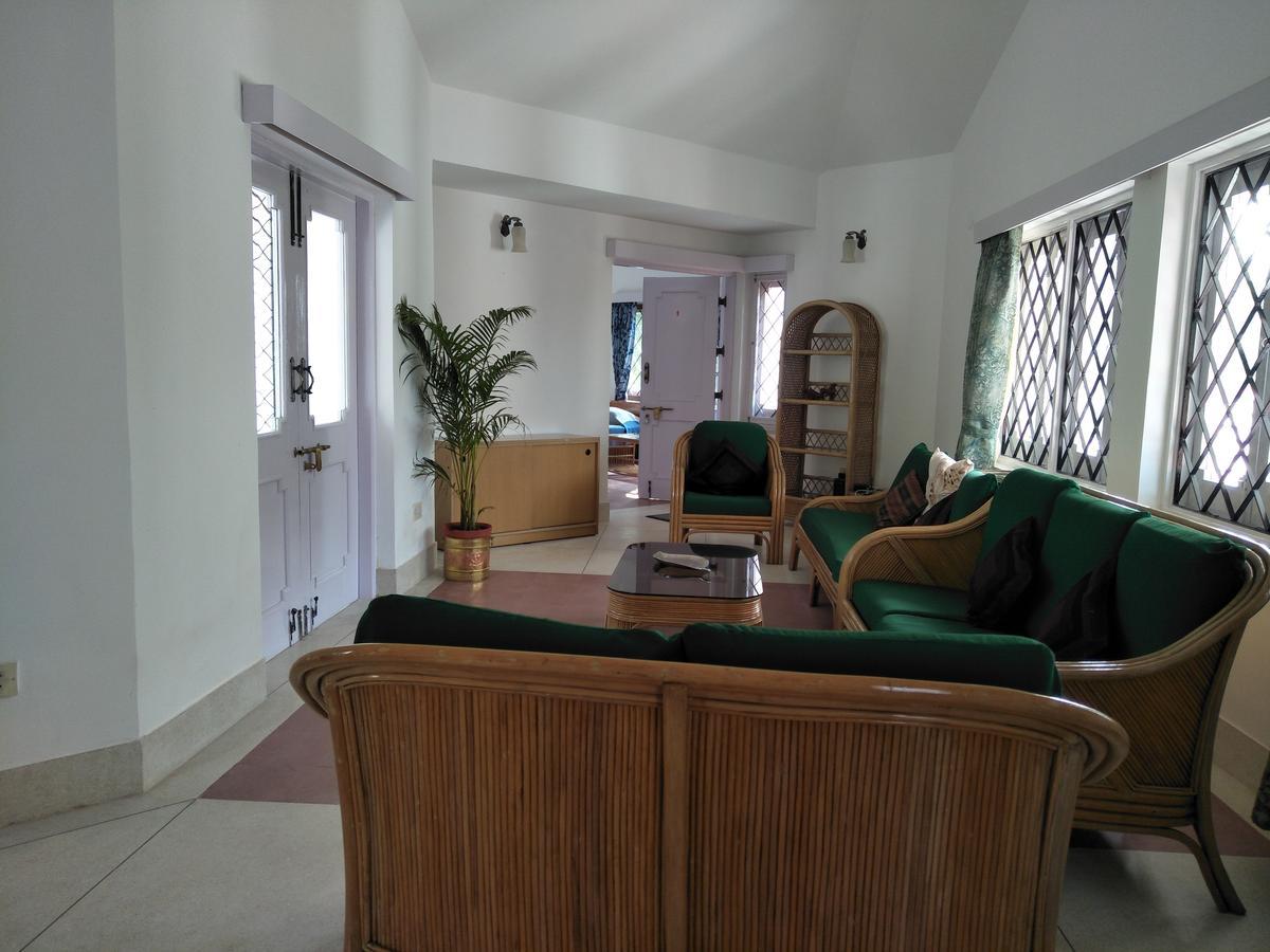 Aayesh Bed & Breakfast Шантиникетан Экстерьер фото